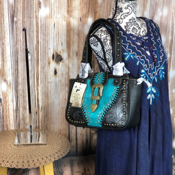 Montana West Concealed Carry Tote Buckle - Picture 4 of 4